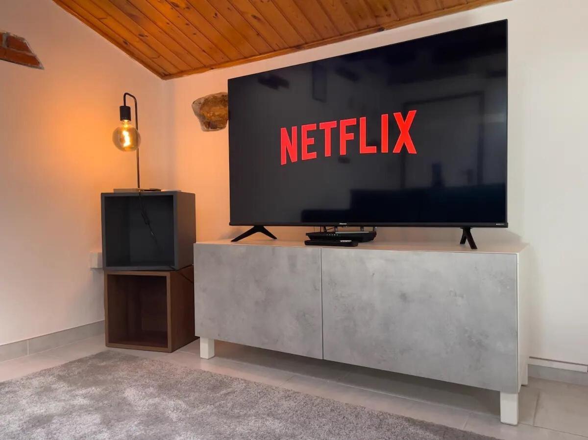 The Perfect Base To Explore Tuscany - Between Pisa, Lucca, And Florence! - Netflix & Youtube Premium Included Montecatini Terme Exterior photo